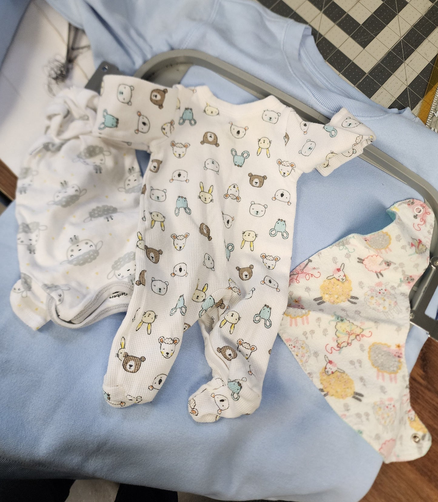 Custom Baby Clothes Appliqué MAMA Crewneck Sweatshirt